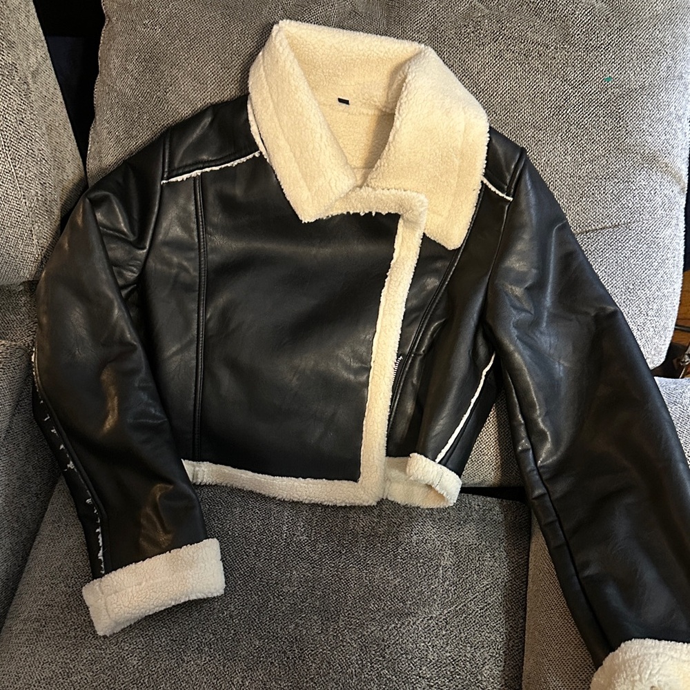 Women's Black and Cream Shearling Jacket
